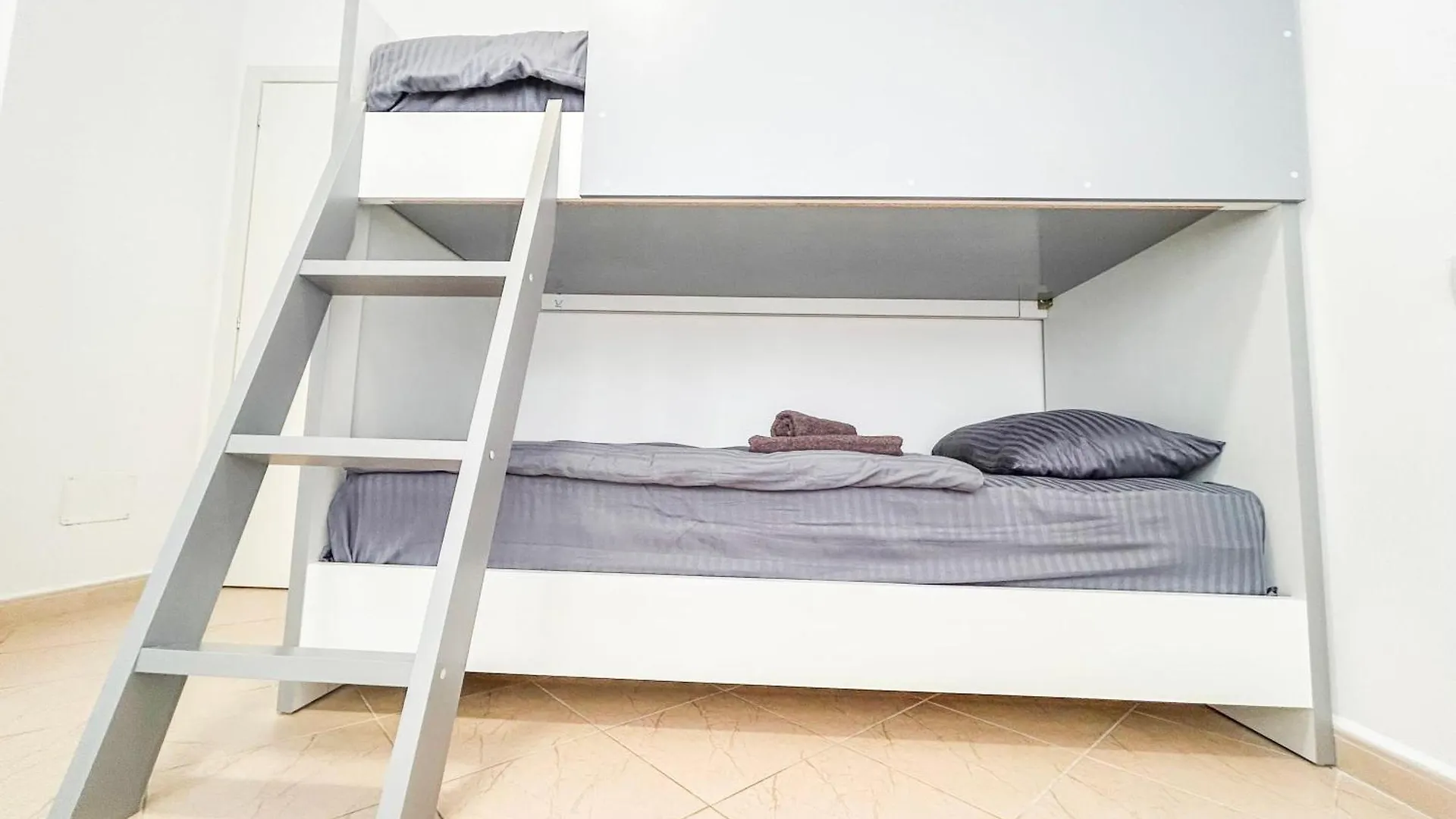 2 Bedrooms 1032 Golem  0*, Golem (Tirana)