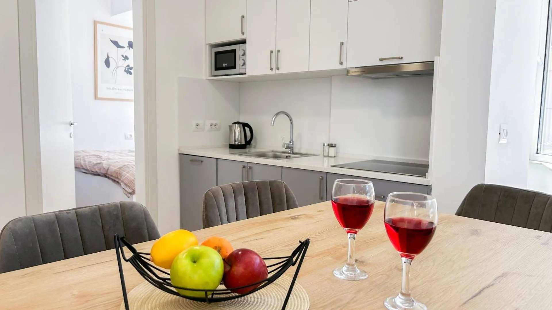 2 Bedrooms 1032 Golem  Apartment Golem (Tirana)