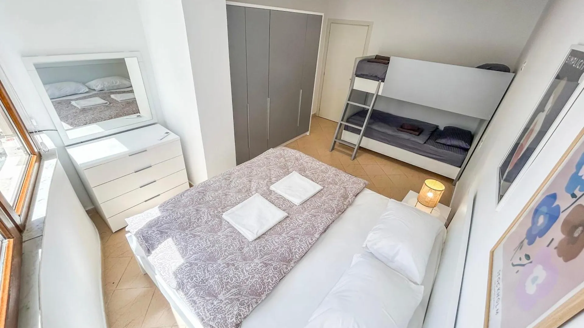 Apartment 2 Bedrooms 1032 Golem