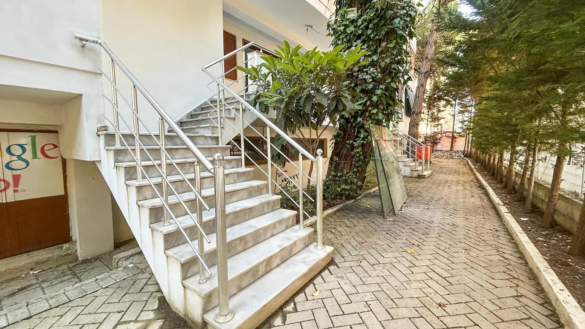 Apartment 2 Bedrooms 1032 Golem